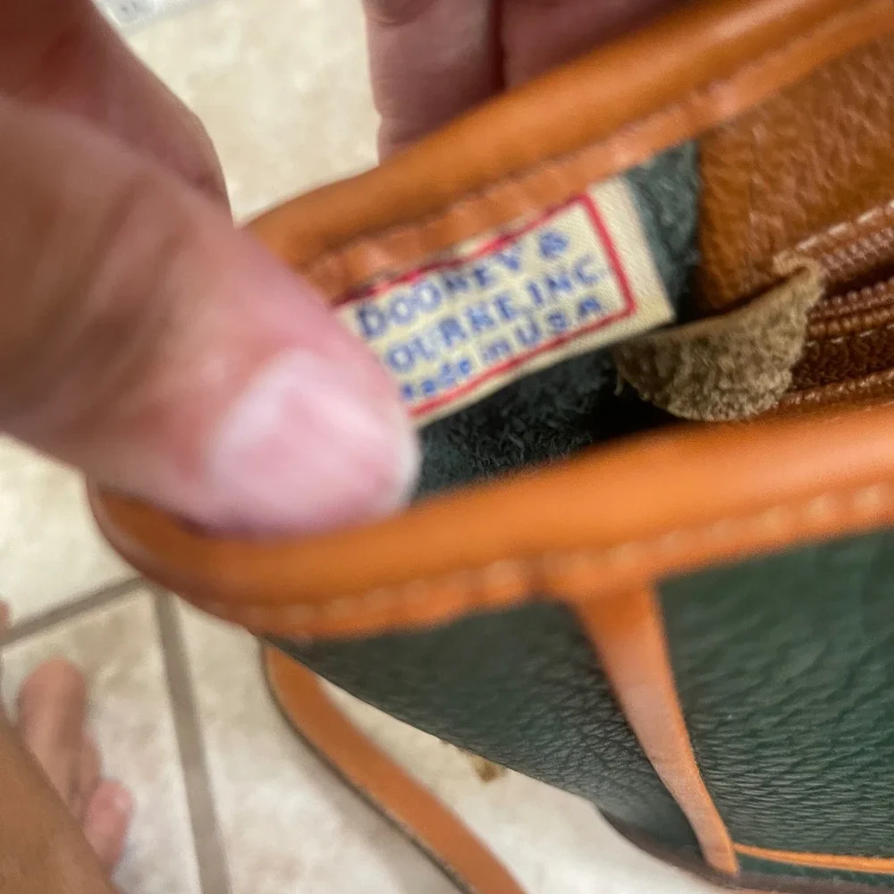 Dooney & Bourke Vintage All Weather Leather Green Tan Crossbody Bag Duck Fob